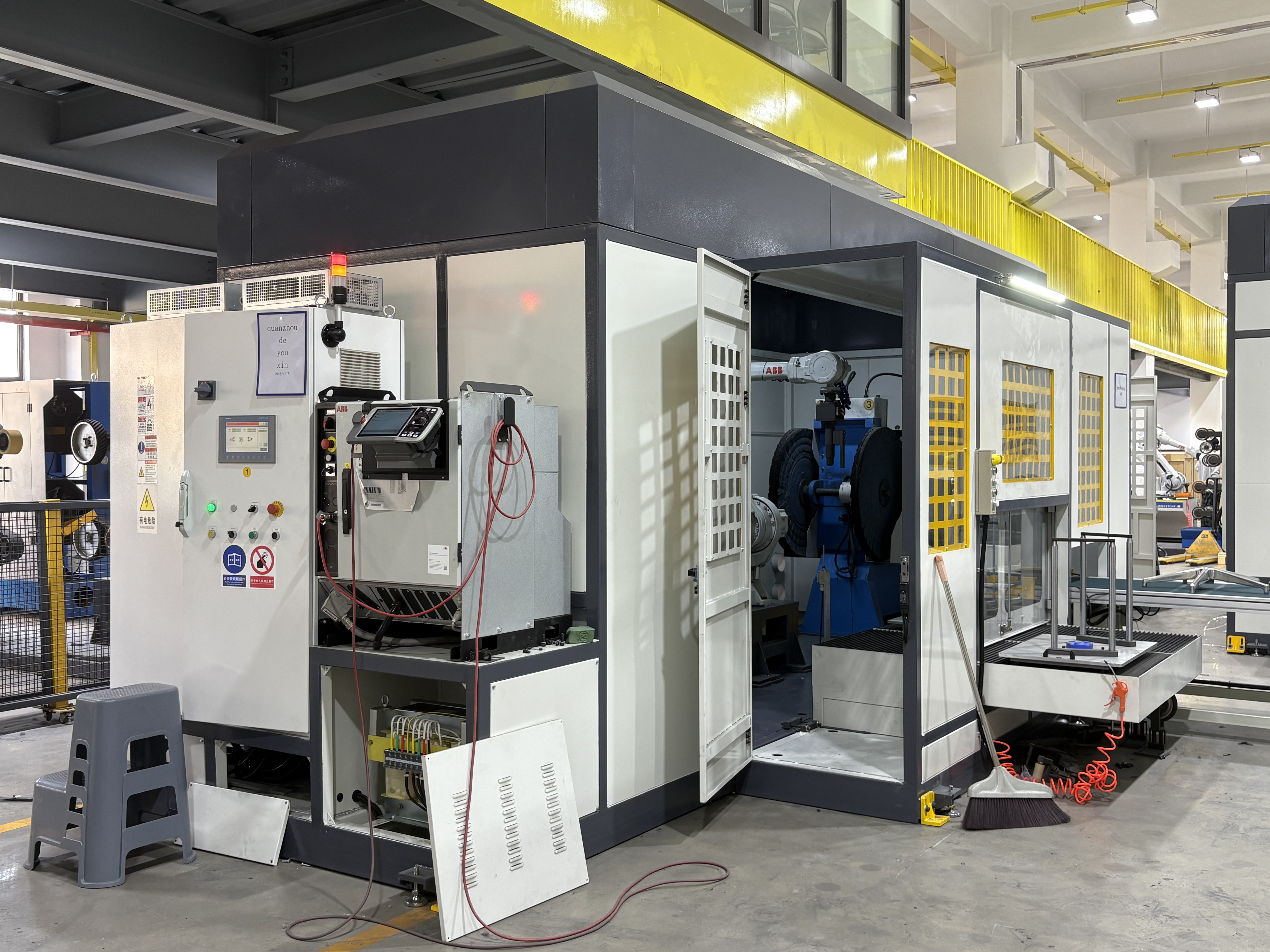 Improve Component Reliability Robotic Deburring Polishing Machine For Aero Engine Parts