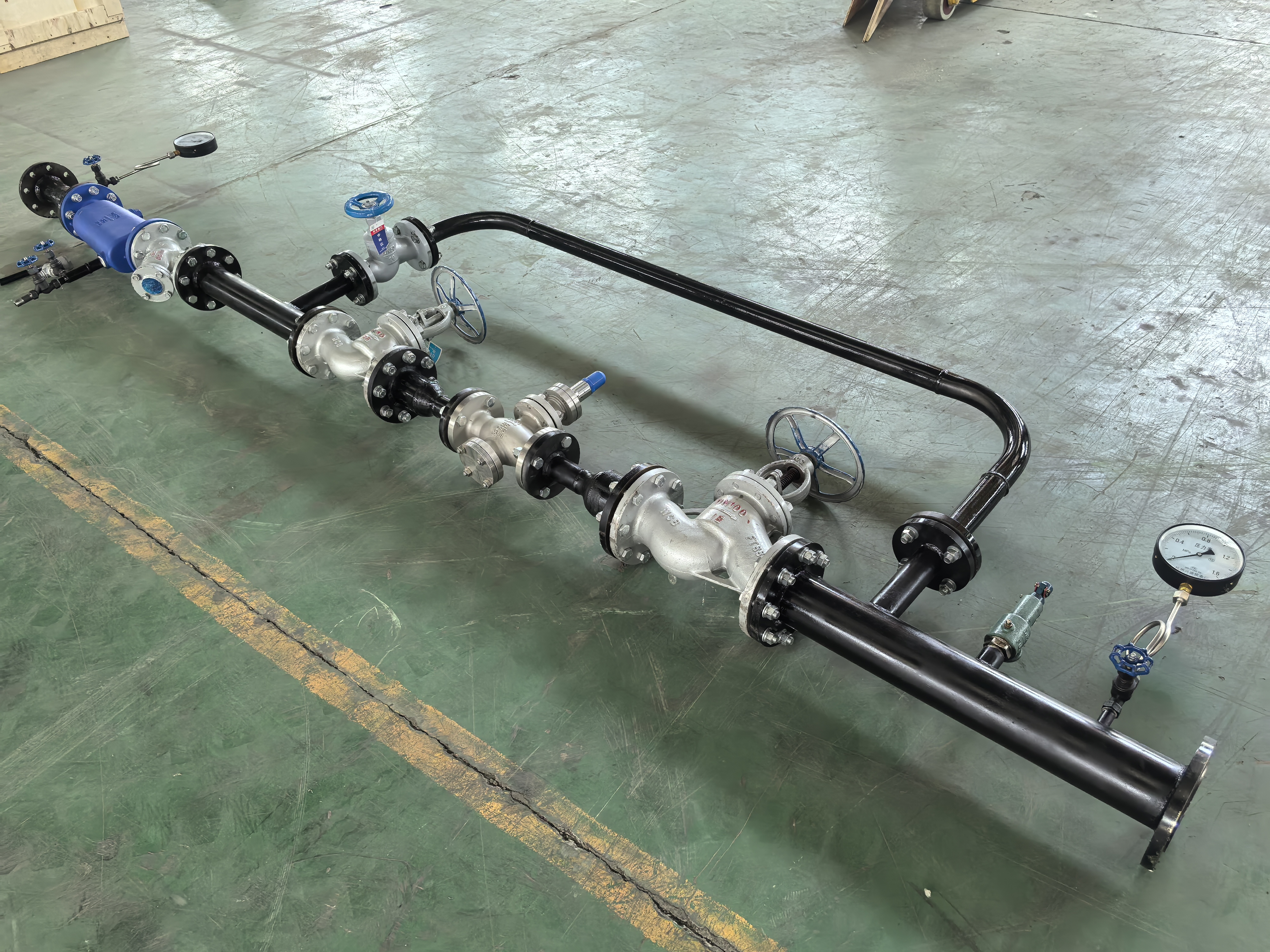 High Temperature Steam Integrated Pressure Reduction Station