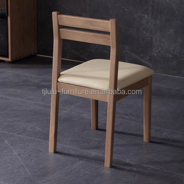 Nordic Modern Simple Solid Wood Restaurant and Dining Chairs