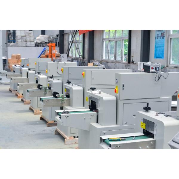 Full Automatic Essential Oil Filling Machine 10ml - 50ml Filling Volume