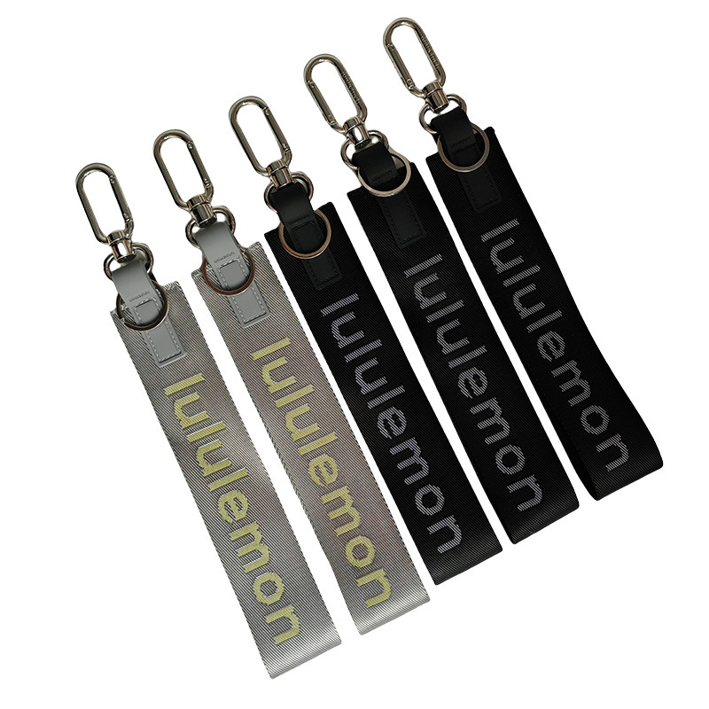 DANSKY Creative Durable Custom logo Embroidery Shape Key Chain Cheap Fabric Key Ring Patch Key Tag Blank Embroidered Keychain