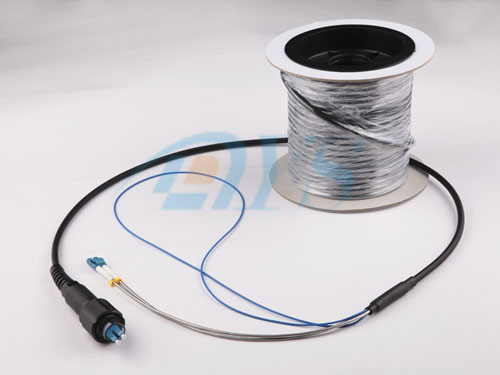 Pulling eye pre - terminated Outdoor Optical Fiber Patch Cord Low Insertion Loss