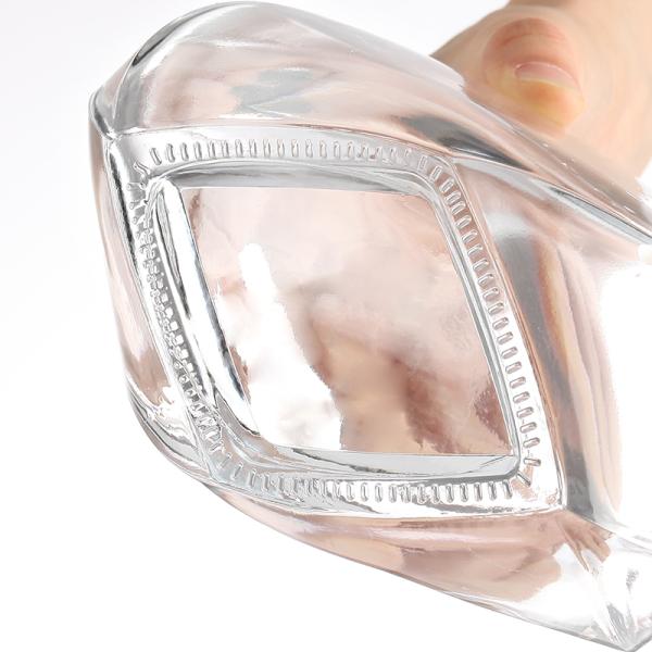 Customizable Sealing Electroplate Brandy Bottle for Beverage Packaging Solutions