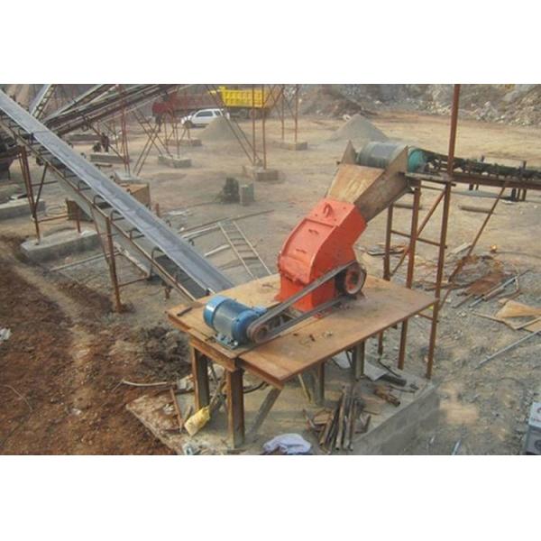 Small Mobile Stone Hammer Crusher Machine with Crushing Capability and White Color