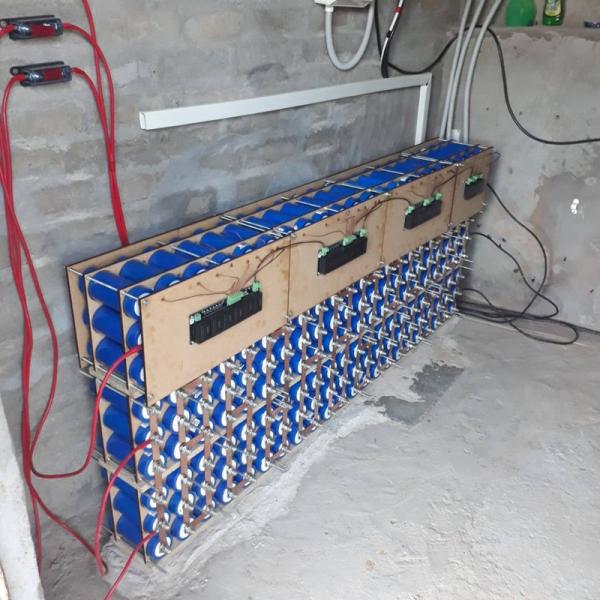 LTO LiFePO4 Battery Balancer