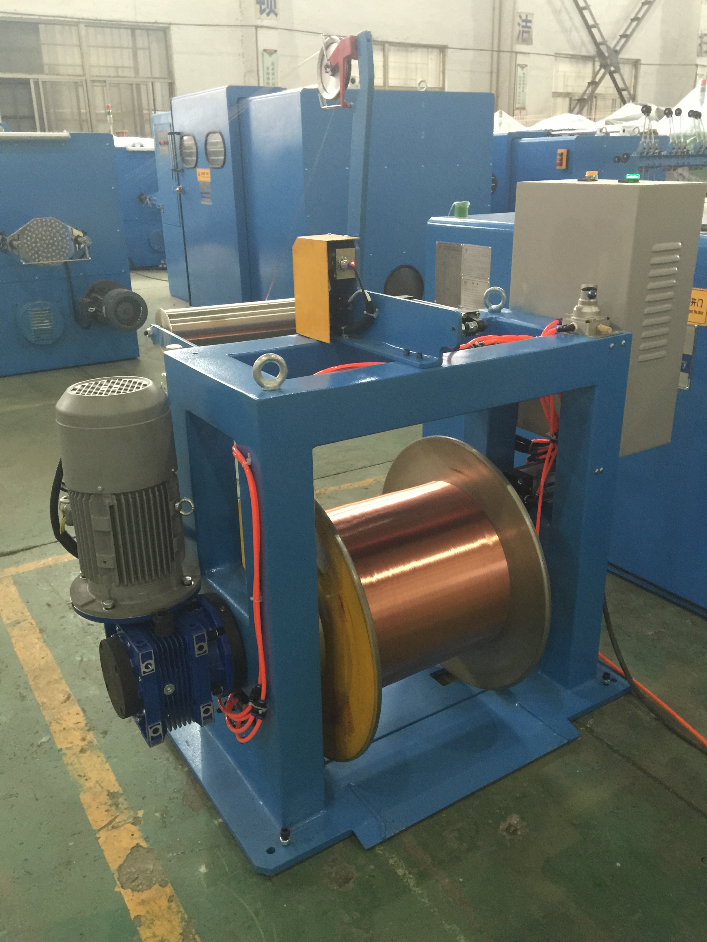 Sky Blue Copper Wire Twisting Machine , Shaftless Activewire Take Up Machine