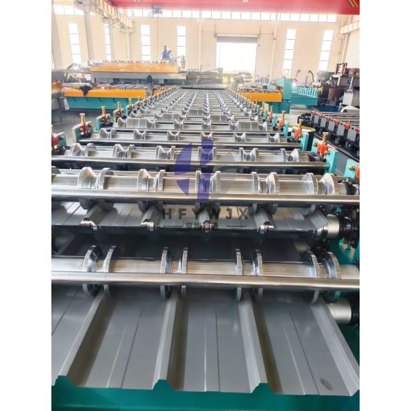 High Efficiency 950T Trapezoidal Roll Forming Machine with 18 Forming Stations and 40 Meters Per Minute Speed for Metal Roofing Production