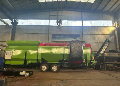 Function Screening Mobile Trommel Screen for Separation of Topsoil Compost Gravel Sand