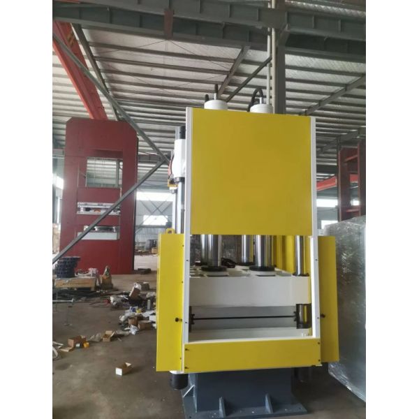 Customized Air Spring Vulcanizing Machine with PLC Control and Precise Temperature Control for High-Quality Production