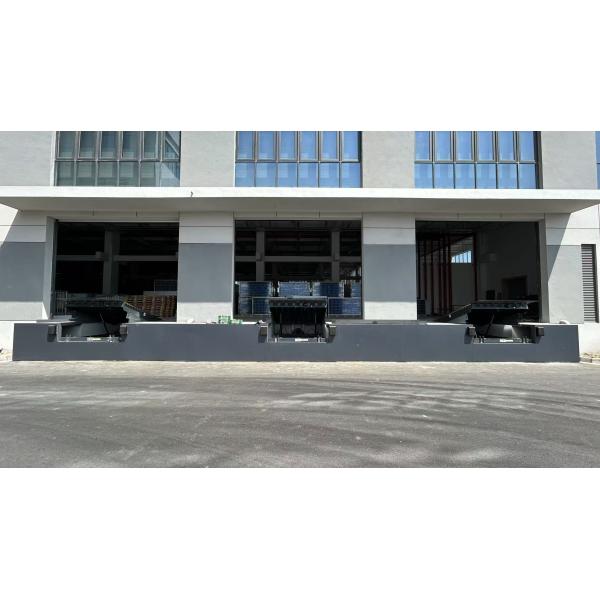 High Performance Telescopic Dock Leveler For Precise Lip Positioning And Advanced Logistics Centers