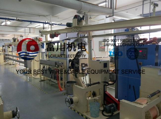 PVC Plastic Extrusion Machinery Insulating Wire Extruder Line with Remote Monitor