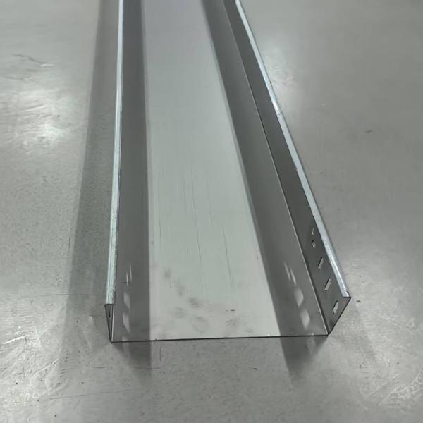 Vertical Electrical Cable Tray And Trunking Raceway Ladder 6 Inch