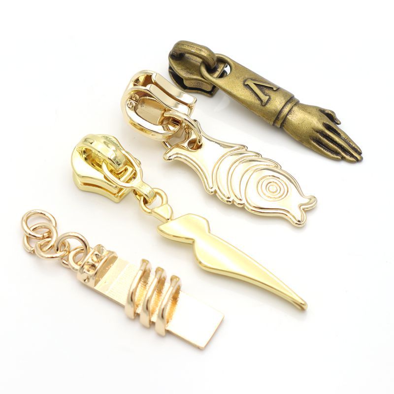 Customized Brand Name Logo Metal Zipper Puller Gold Bag Zip Pull Head Charm