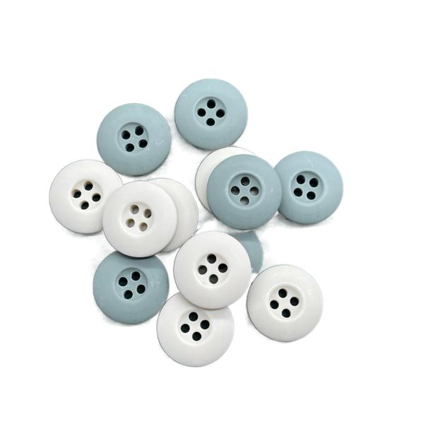 Four Hole Internal Dye Chalk Plastic Resin Buttons Matt Finished Customized Color For Clothes