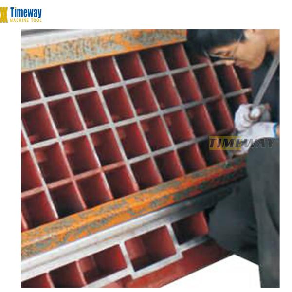 8000 kg Saddle Moving Type Surface Grinder with Auto. Intermittent Feed Rate 0-30 mm/t