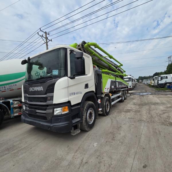 Sinotruk Chassis with Refurbished Pump Components and New Tyres for Dump Trucks