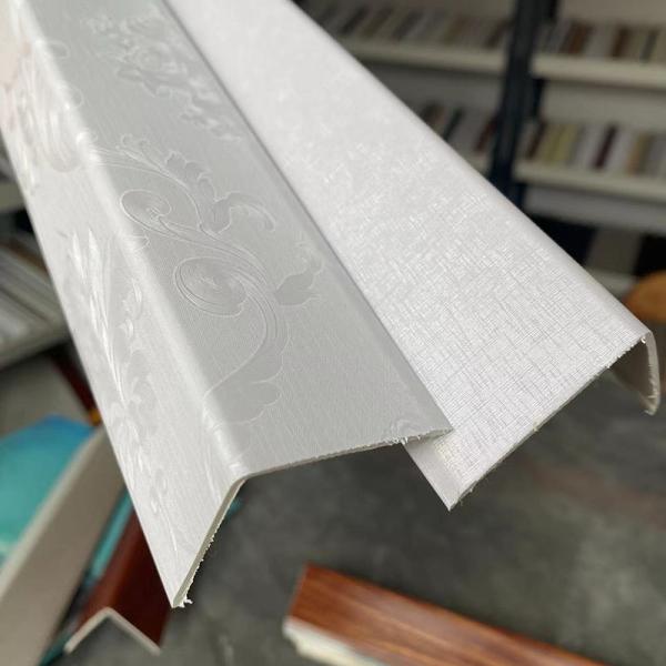Wall Decorative Material Rectangle Fireproof SPC Skirting Board Glue Installation