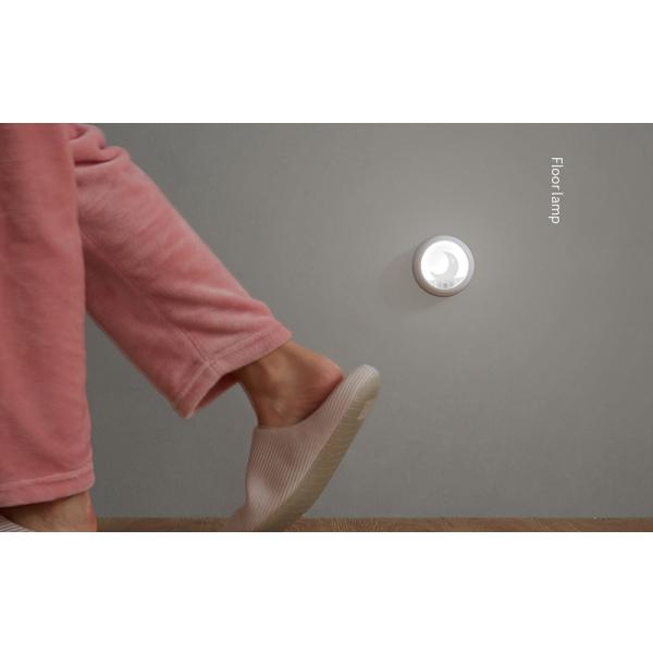 Portable Natural White Dia8cm 4000K USB Rechargeable Motion Sensor Light Moon Shape