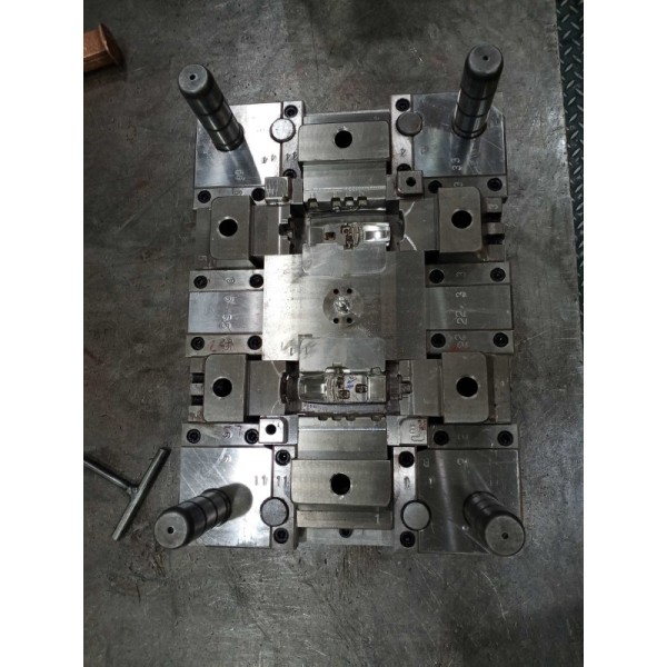 Custom Plastic Die Casting Mold Durable Dies For Casting Plastic Components Toy Body Frame