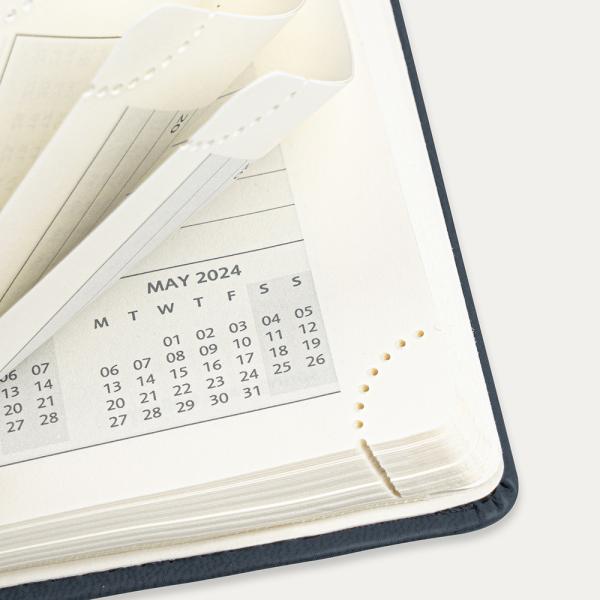 2024 Custom Weekly Planner Medium size 6.5''x 8.5'' Purple Soft Cover