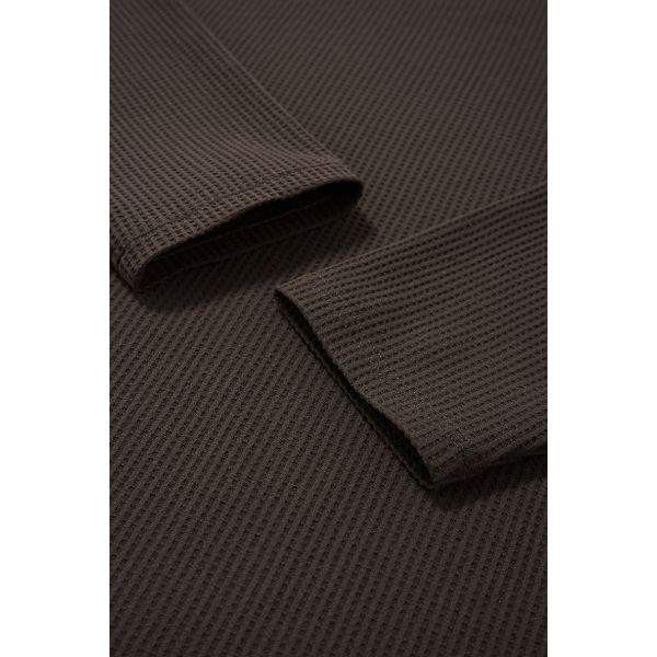 Customized ODM Seagull-Collar Breathable Waffle Knitted Long Sleeve Pattern Letter Design Pure Color Turtleneck 100% Polyester