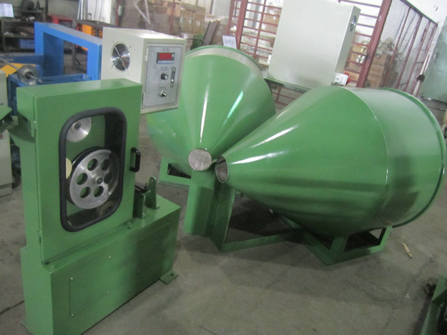 Double Heads Non Halogen Extrusion Line 370W AC Current Motive
