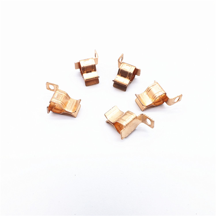 Brass blade adapter plug