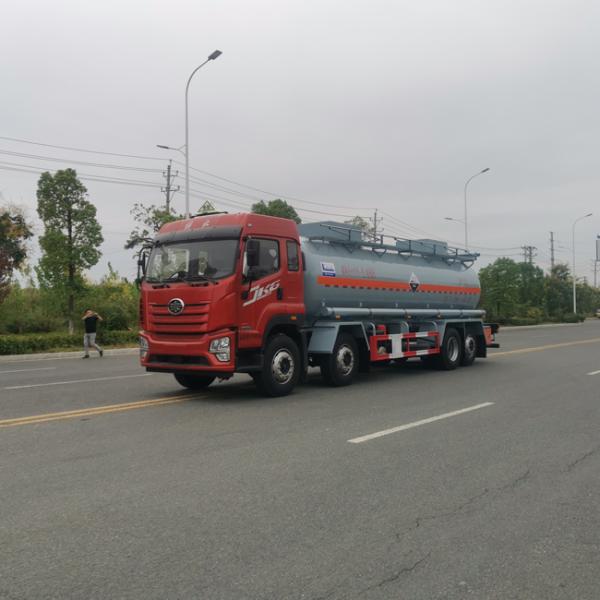 FAW 8x4 29CBM Chemical Tank Truck Water Bowser Truck Fuel Tank Truck for Chemical Liquid