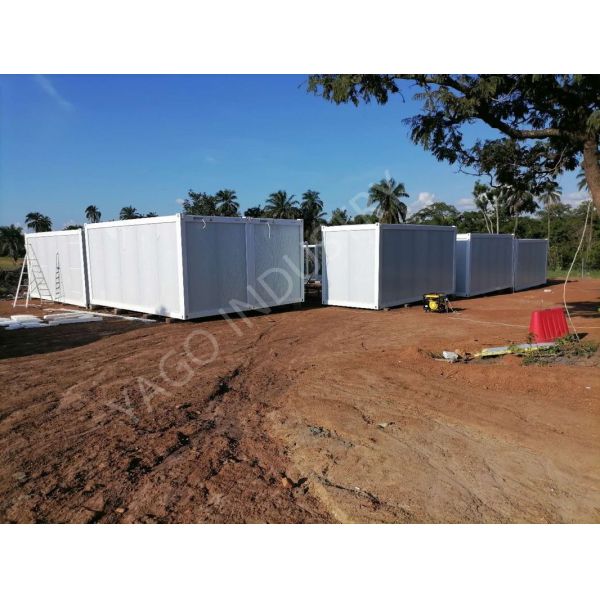 Galvanized Temporary Prefab Accommodation Units Modular Container Dormitory Systems