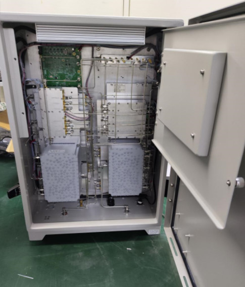 High Power Digital Band Selective 10Watt Engineering Cellular Signal Amplifier