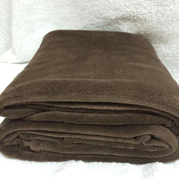 Super Soft Solid Coral Polyester Fleece Blanket Throw Blanket Anti Pilling High Density