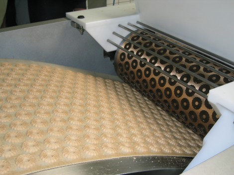 Energy - Saving Dog Biscuit Making Machine / Pet Food Processing Line