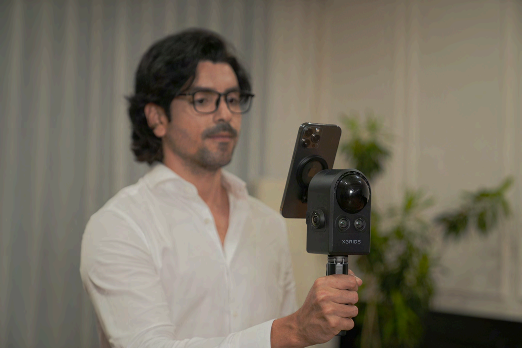 Ultra Portable Handheld PortalCam P1 Full 3D Space Spatial Camera Device