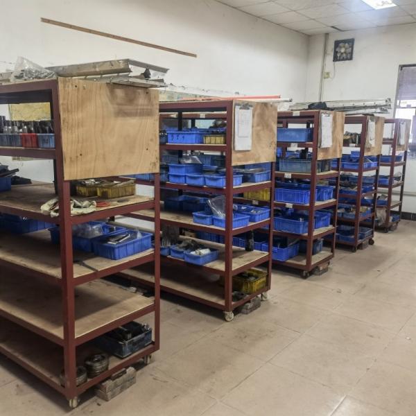 Hardware Aluminum Eccentric Adjustment Screw Lightweight Offset Rivets EMI Shielding Enclosures RoHS Batch Orders