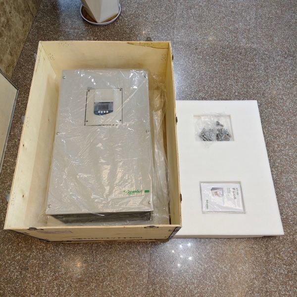 ATS48C59Q Schneider Soft Starter For Asynchronous Motor