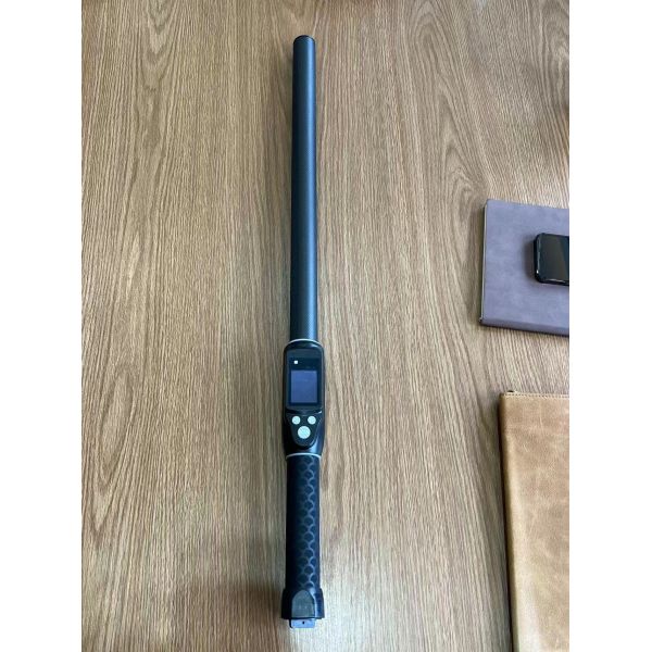 Durable Waterproof Long Range 134.2kHz RFID Ear Tag Reader ISO11784/5 Protocol 30-100cm Reading Distance PVC Material for Farm