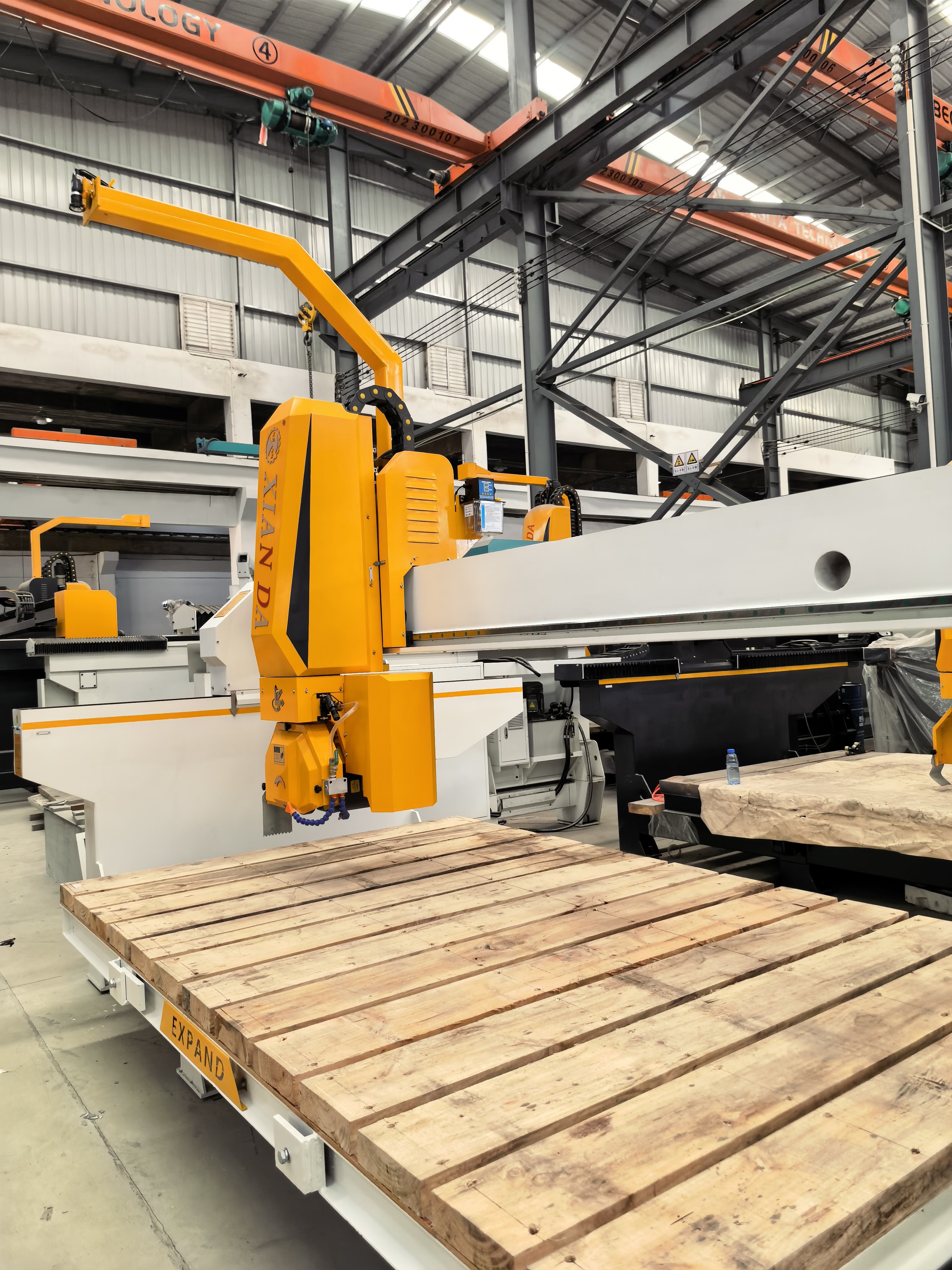 High Efficiency 4 Axis Bridge Cutting Machine