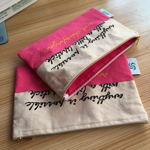 Medium Size Cosmetic Zipper Bag Customized Logo Printing On Both Sides