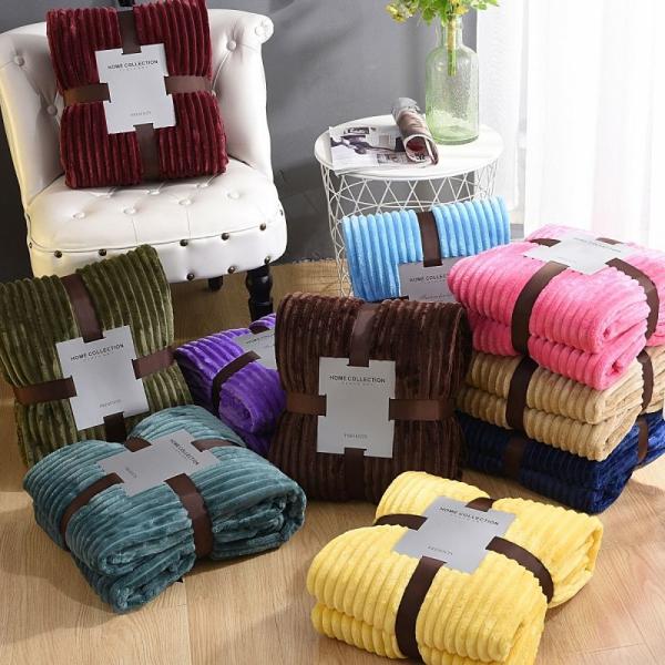 Flannel Soft Hotel Blanket Anti Static Machine Weaved For Four Seasons