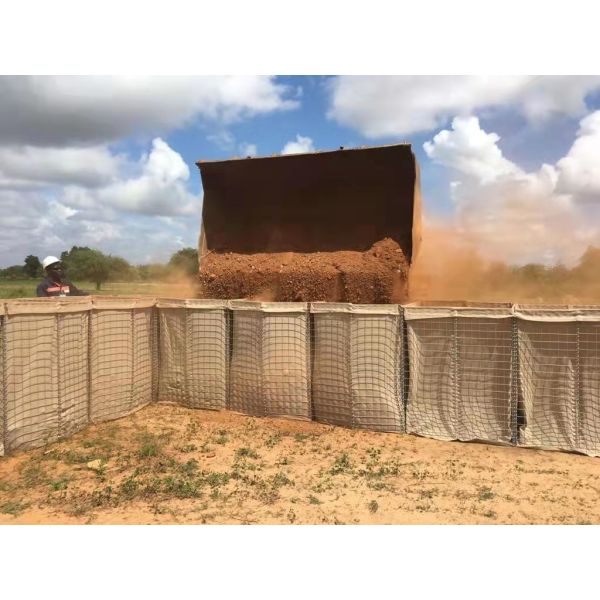 Professional SupplyCustomized Folding Defensive Barrier Galvanized Security Wall Flood Defensive Barrier Explosion RetainingWall