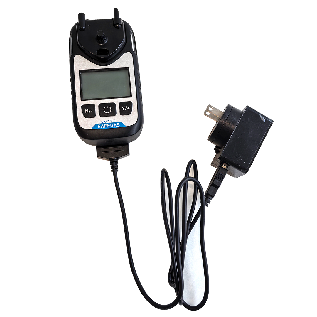 SKY1000 portable gas detector side view with pump adapter