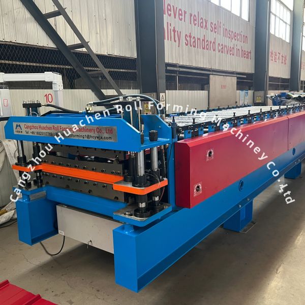 Feeding table and pre-cutter for roll forming machine