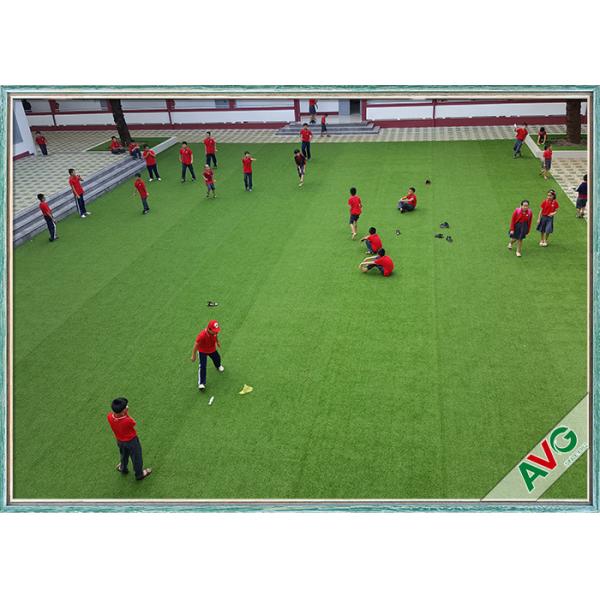 35 MM Pile Height Outdoor Artificial Grass Highly Durable Under Constant Pressure