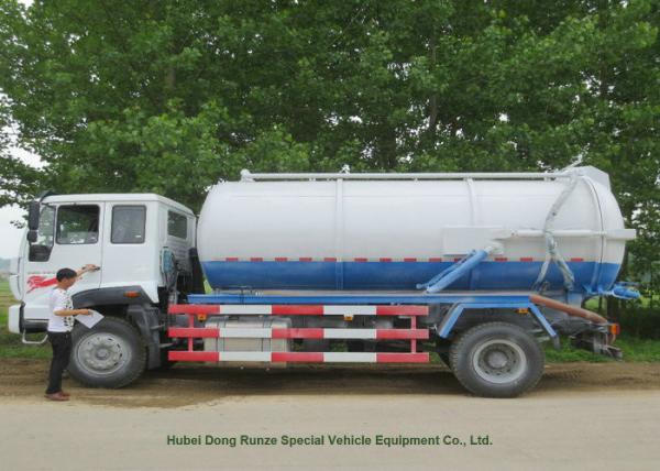 Buy 12000L Sewage Sucking Truck With Vacuum Pump , Sewer Cleaning Truck at wholesale prices