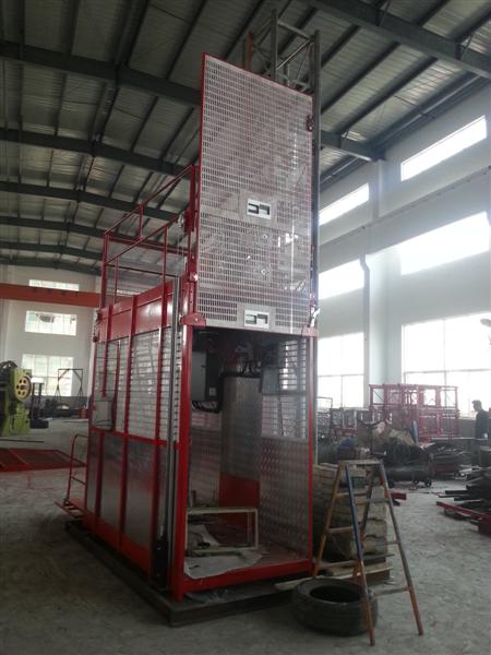 Sliding Door Construction Hoist Elevator Easy To Move CE ISO GOST