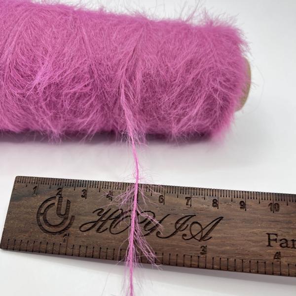 100% Nylon Feather Sweater Knitting Chunky Wool Yarn