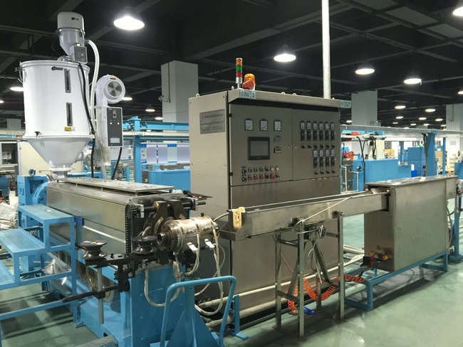 PU Extrusion Line / electric wire making machine With Tension Pay Off