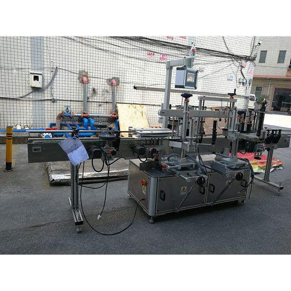 Three Labels Self Adhesive Labeling Machine 110V /380V Voltage