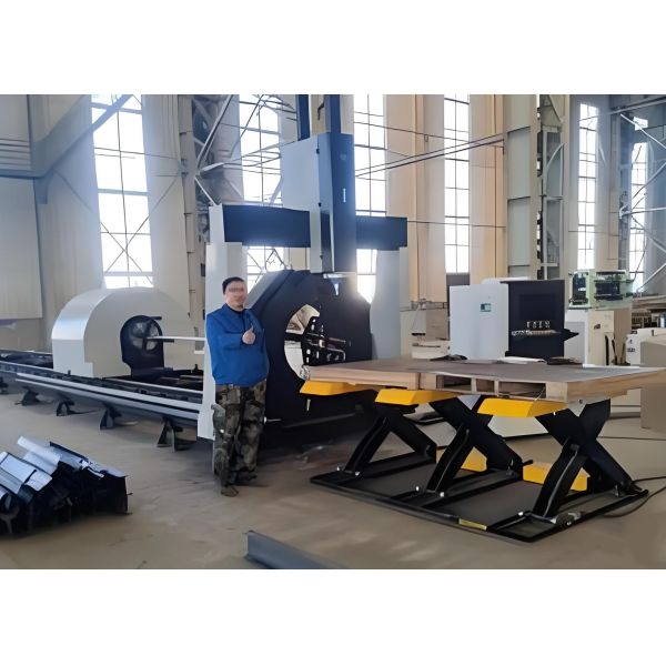 Model LC2412 CNC Laser Tube Pipe Processing Machine For Carbon/Stainless Steel Pipes