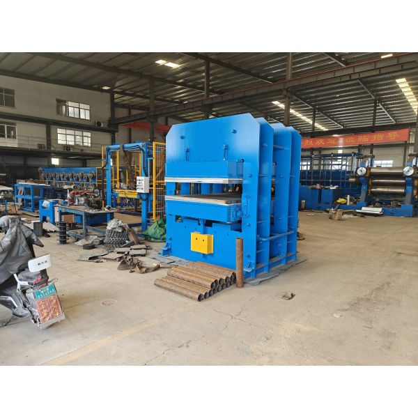 800 Ton Clamping Force Rubber Vulcanizing Press with PLC Automatic Control for EPDM Rubber Sheet Manufacturing